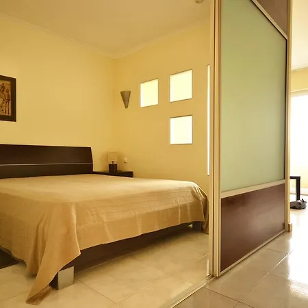 Apartamentos Turisticos Perola Da Rocha Portimão Zimmer foto